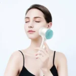 2 in 1 face scrubber brush